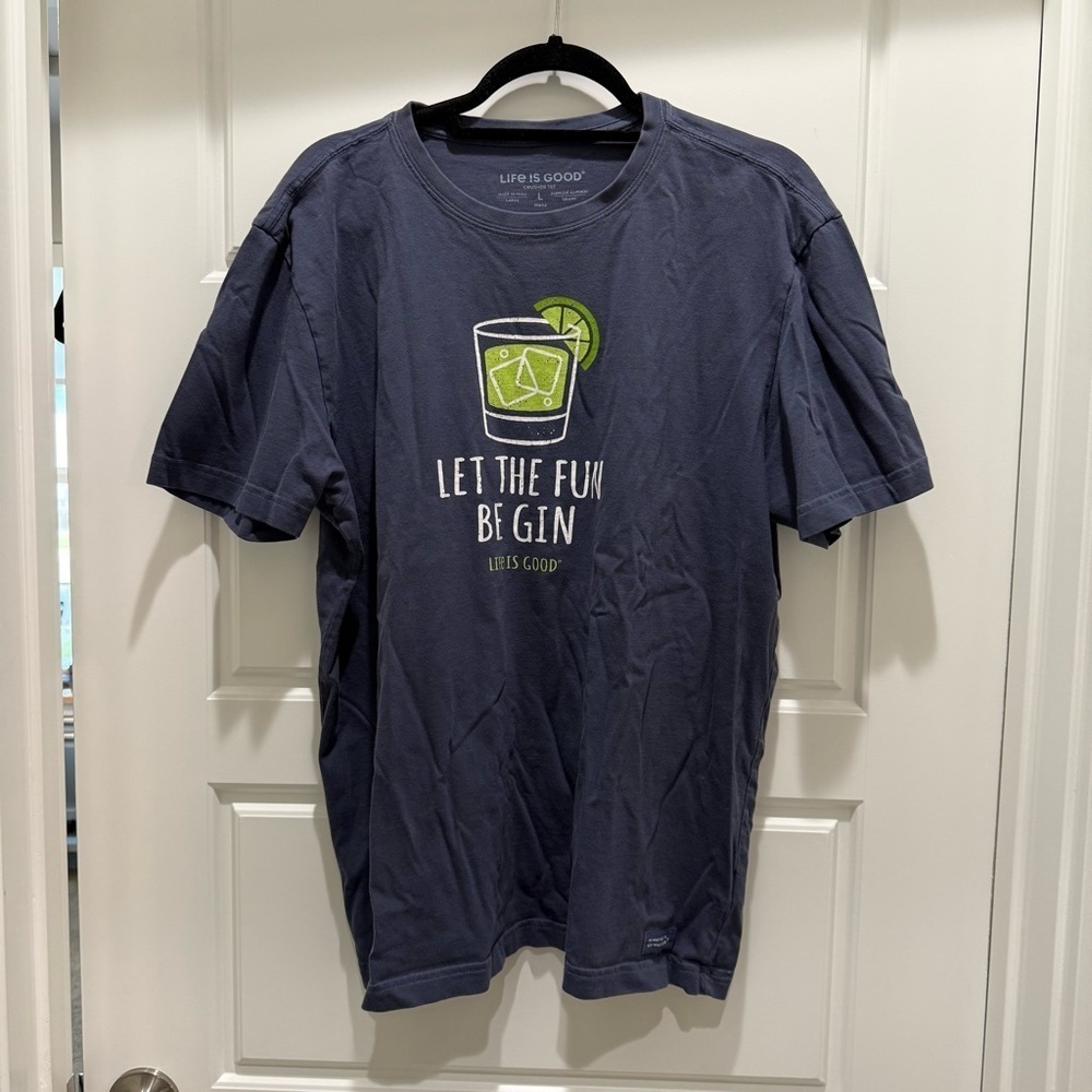 Life is Good Blue and Green Gin Short Sleeve Crusher Tee Large